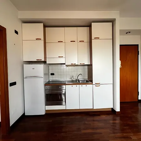 Rum i privatbostad Panoramic King With & Nature Views, 2-min Walk To Minimetro